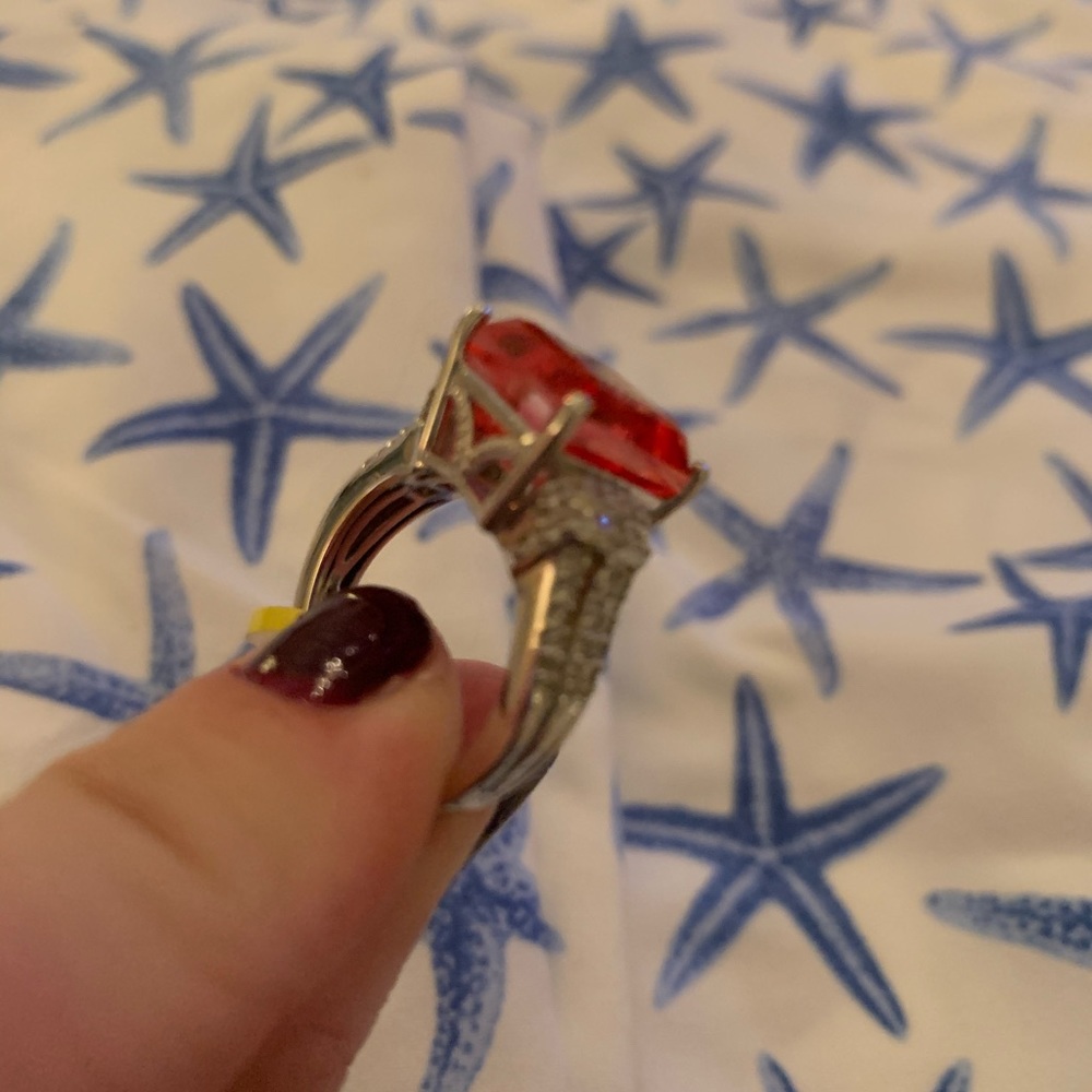 FREE💥—ADD ON w/ any jewelry purchase GORGEOUS Coral Quartz💥 - Picture 6 of 8